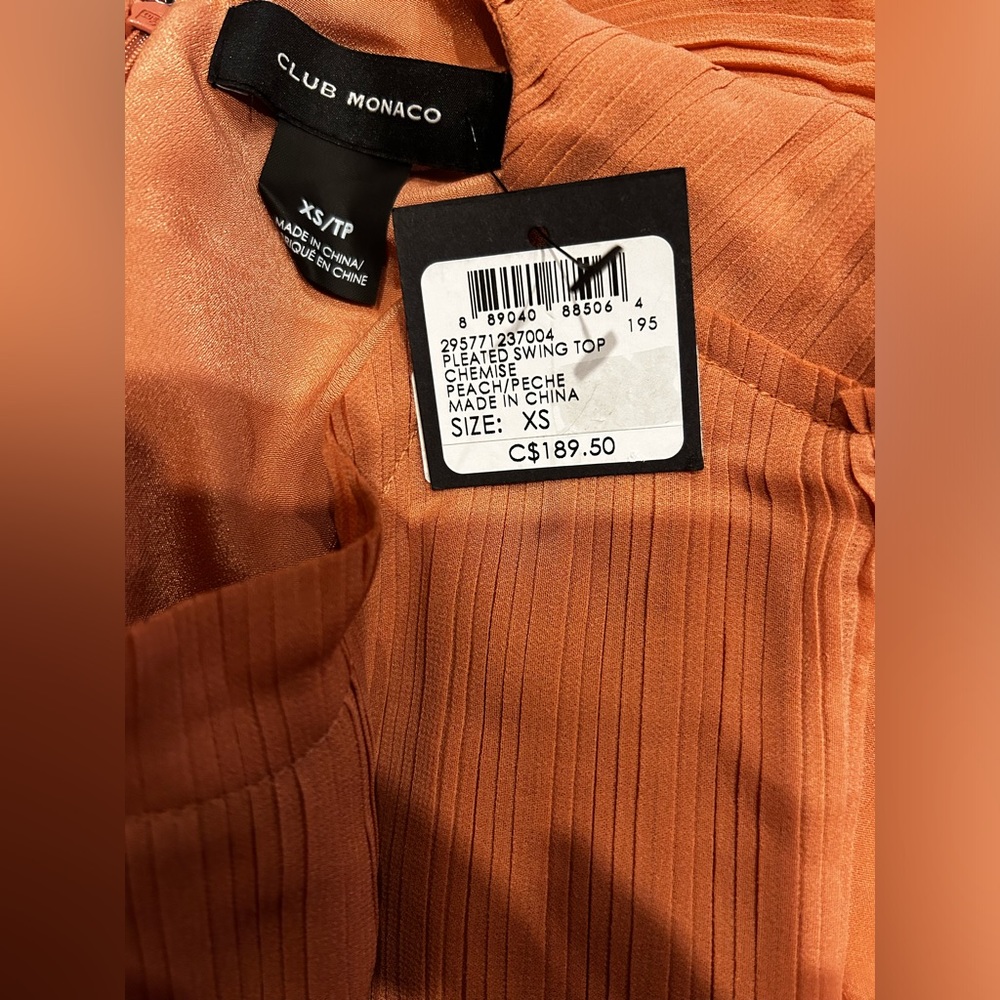 NWT Club Monaco Pleated Swing Top - Picture 5 of 5